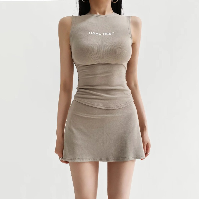 New Letter Printed Round Neck  - Slim Fit Suit Set review and price